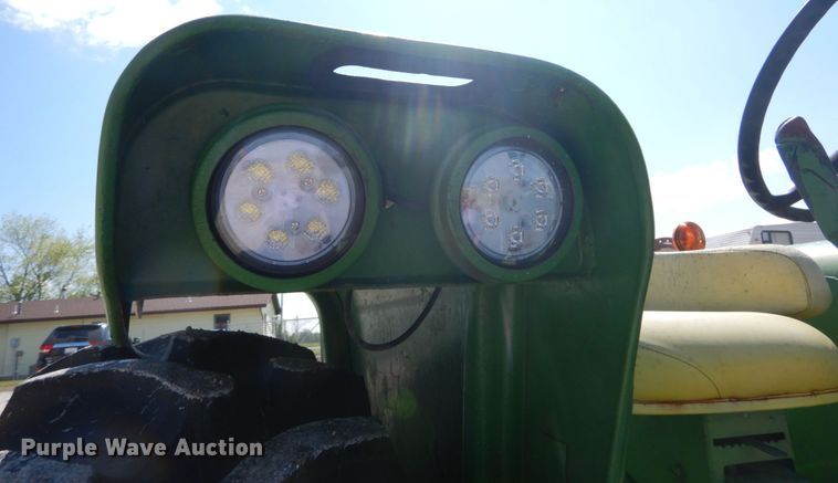 image for item GU9987 1967 John Deere 4020 tractor