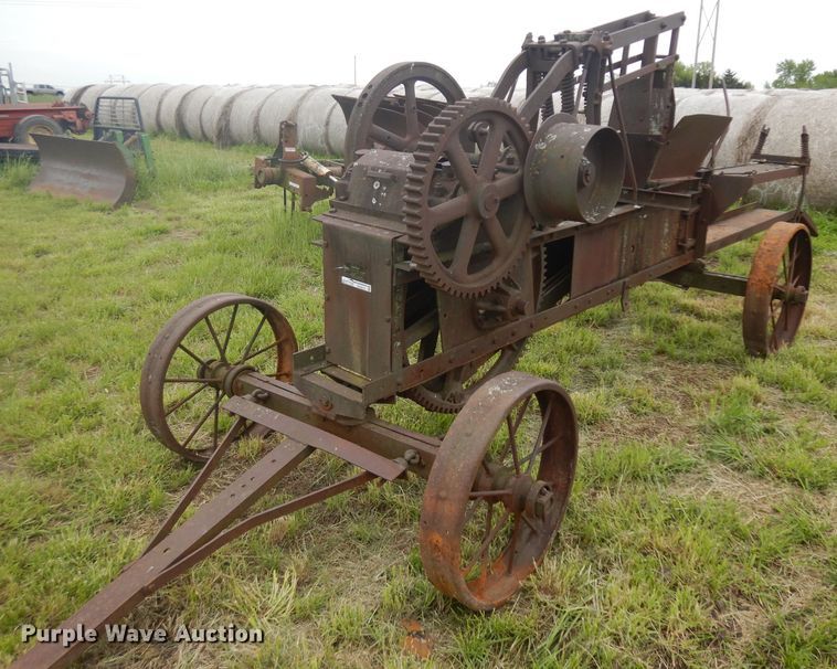 image for item GW9019 Ann Arbor 40 square baler