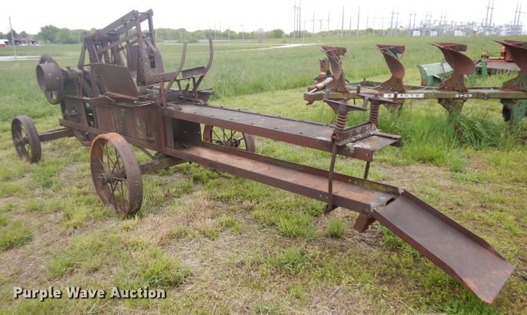 image for item GW9019 Ann Arbor 40 square baler