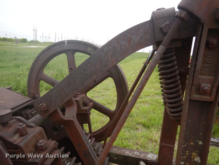 image for item GW9019 Ann Arbor 40 square baler