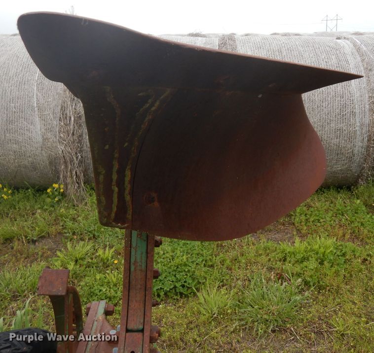 image for item GW9020 Oliver eight bottom plow