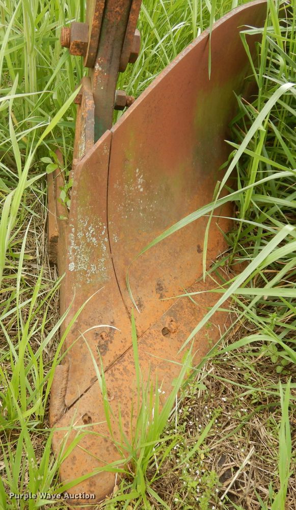 image for item GW9020 Oliver eight bottom plow