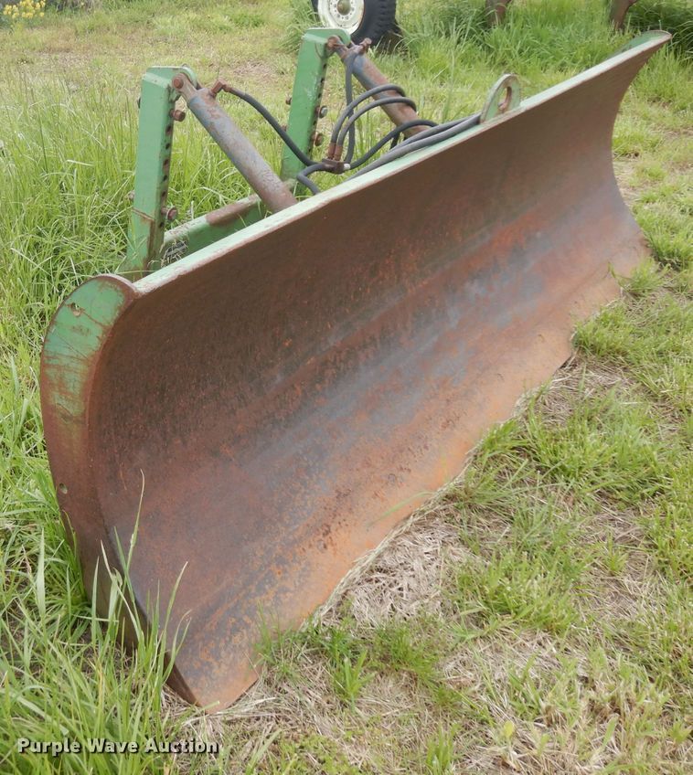 image for item GW9021 John Deere dozer blade