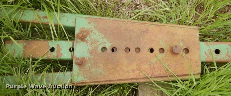 image for item GW9021 John Deere dozer blade