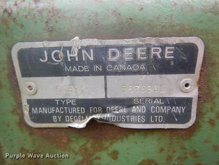 image for item GW9021 John Deere dozer blade