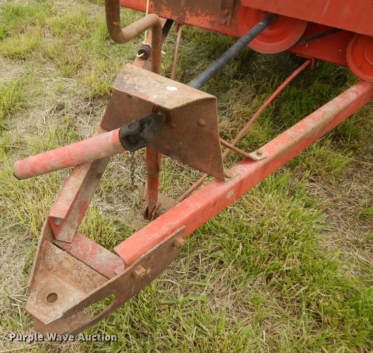 image for item GW9023 Massey-Ferguson 110 manure spreader
