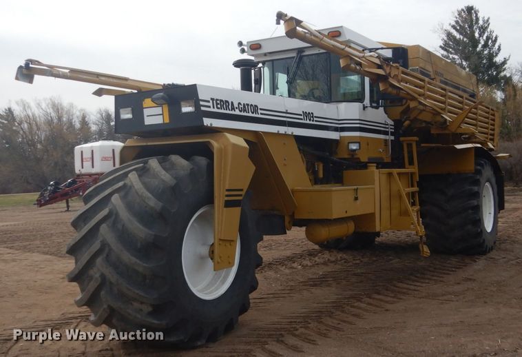 image for item GW9796 Ag-Chem TerraGator 1903 sprayer