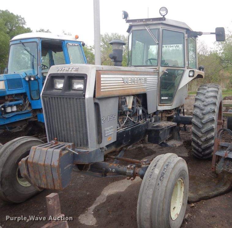 image for item GW9855 1978 White 2-155 Field Boss tractor