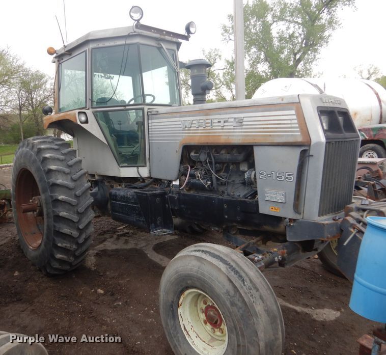 image for item GW9855 1978 White 2-155 Field Boss tractor