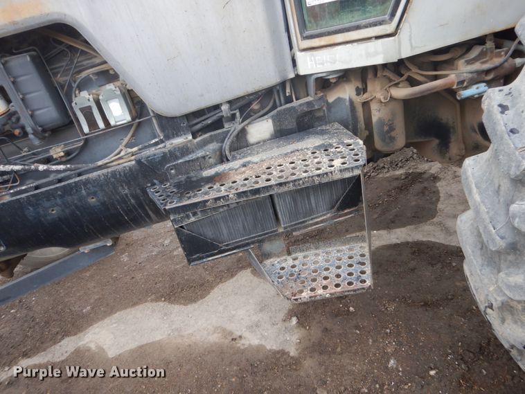 image for item GW9855 1978 White 2-155 Field Boss tractor