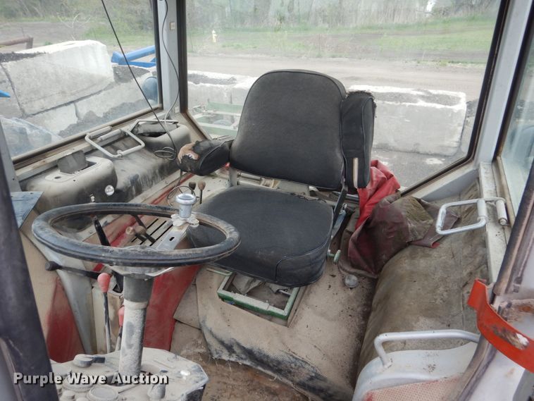 image for item GW9855 1978 White 2-155 Field Boss tractor