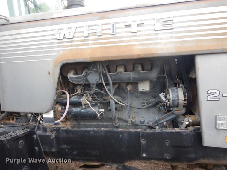image for item GW9855 1978 White 2-155 Field Boss tractor