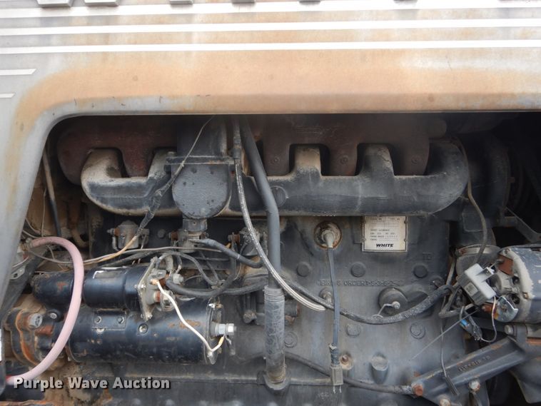 image for item GW9855 1978 White 2-155 Field Boss tractor