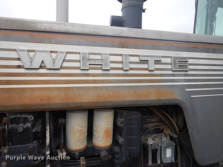 image for item GW9855 1978 White 2-155 Field Boss tractor
