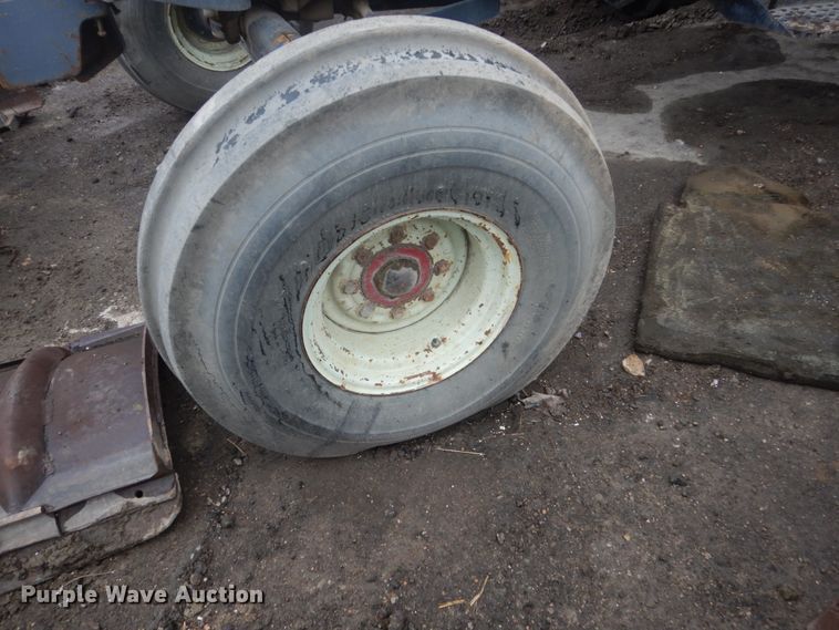 image for item GW9855 1978 White 2-155 Field Boss tractor