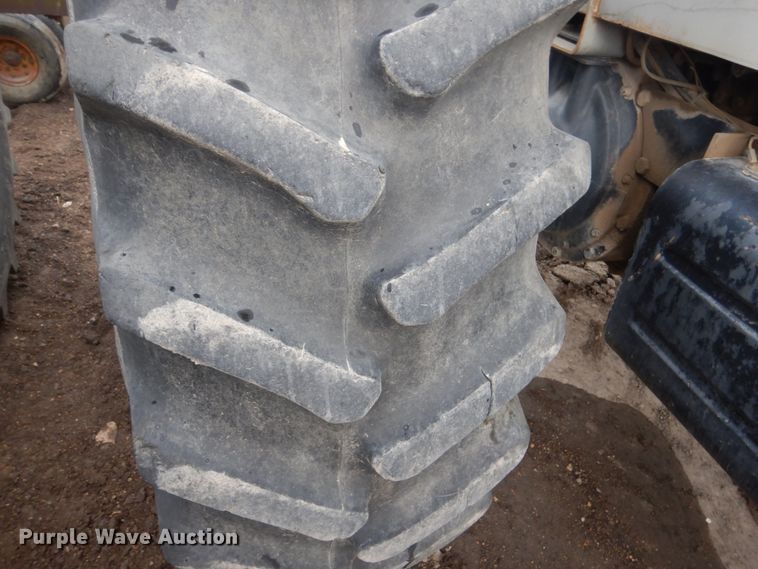 image for item GW9855 1978 White 2-155 Field Boss tractor