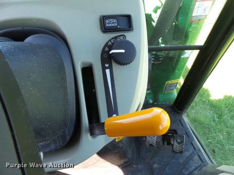 image for item GX9050 2009 John Deere 3720  MFWD tractor