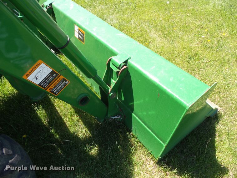 image for item GX9050 2009 John Deere 3720  MFWD tractor