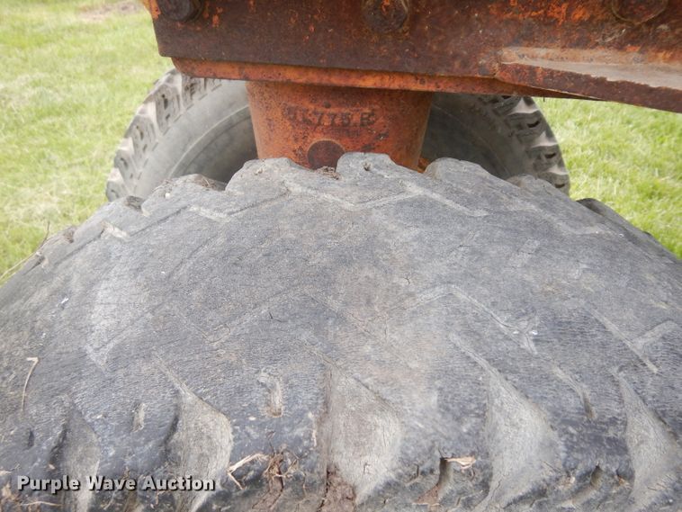 image for item GY9215 Minneapolis Moline 283A tractor