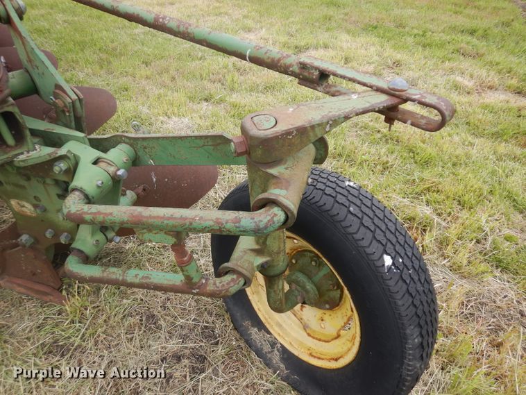 image for item GY9216 Seven bottom plow