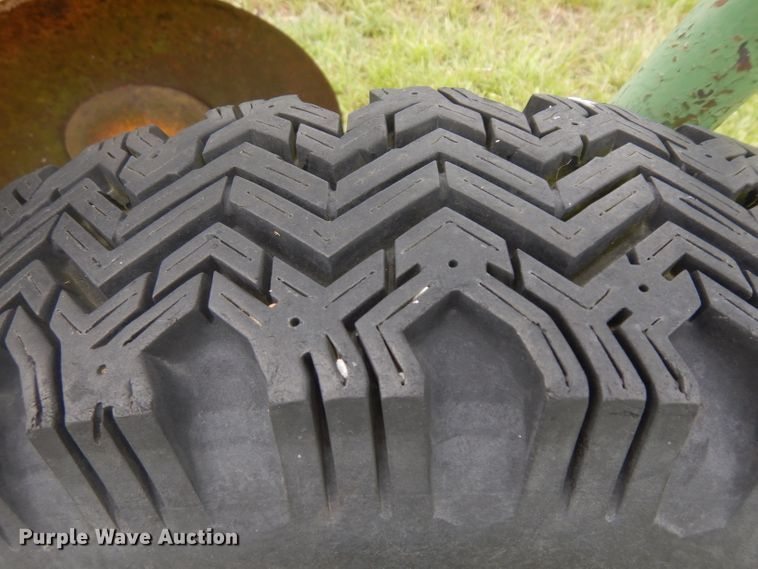 image for item GY9216 Seven bottom plow