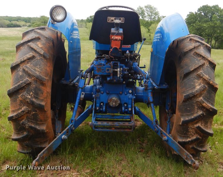 image for item GY9845 Long 310 tractor