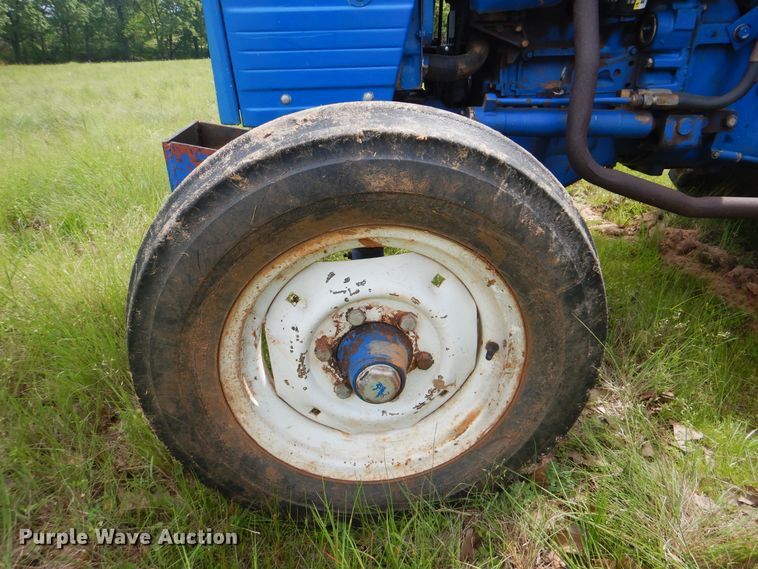 image for item GY9845 Long 310 tractor
