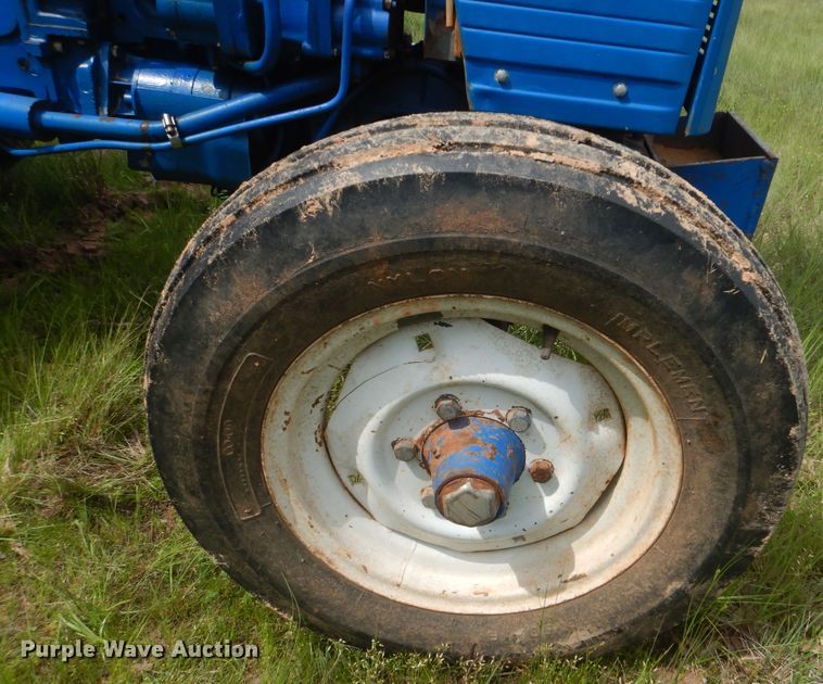 image for item GY9845 Long 310 tractor