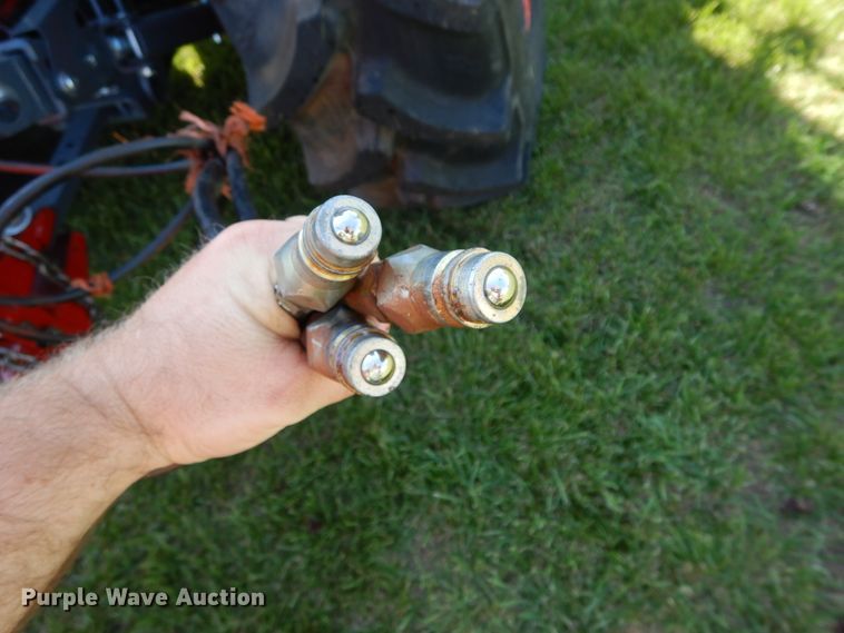 image for item HS9542 2005 Case IH SBX540 small square baler