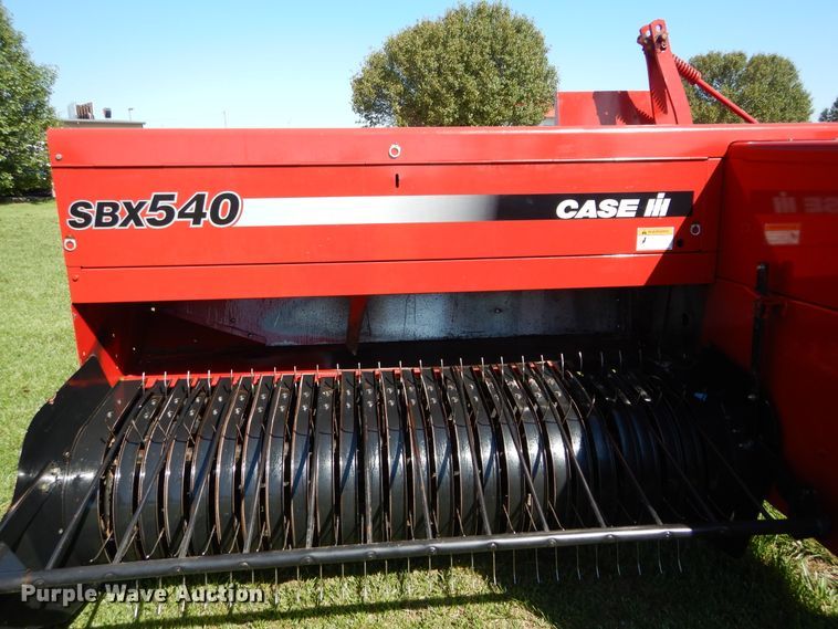 image for item HS9542 2005 Case IH SBX540 small square baler