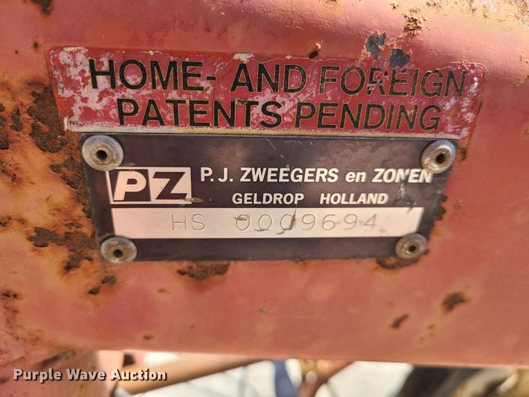 image for item K5860 PZ hay tedder