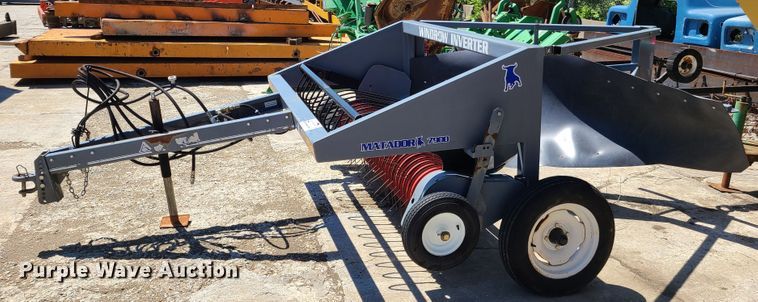 image for item K5863 Matador 7900 windrow inverter