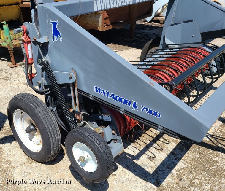 image for item K5863 Matador 7900 windrow inverter