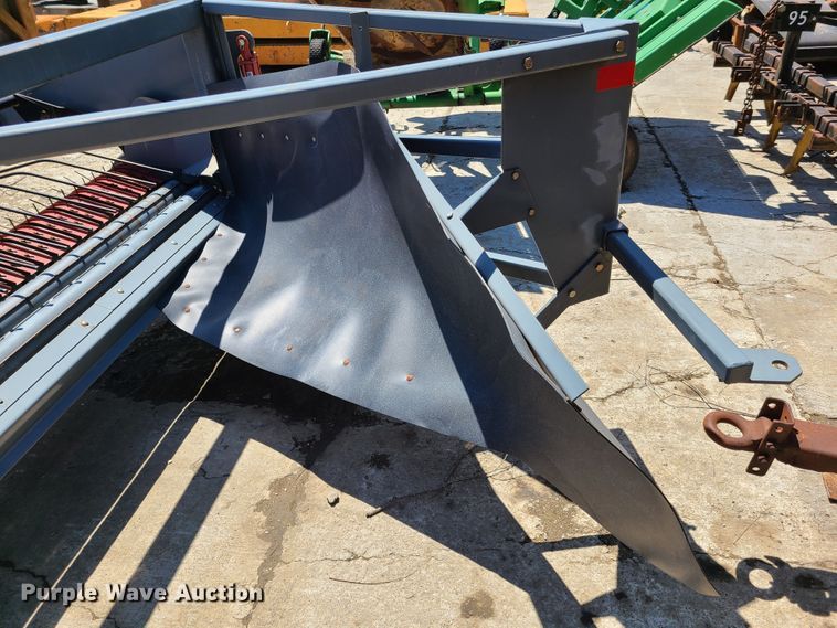 image for item K5863 Matador 7900 windrow inverter