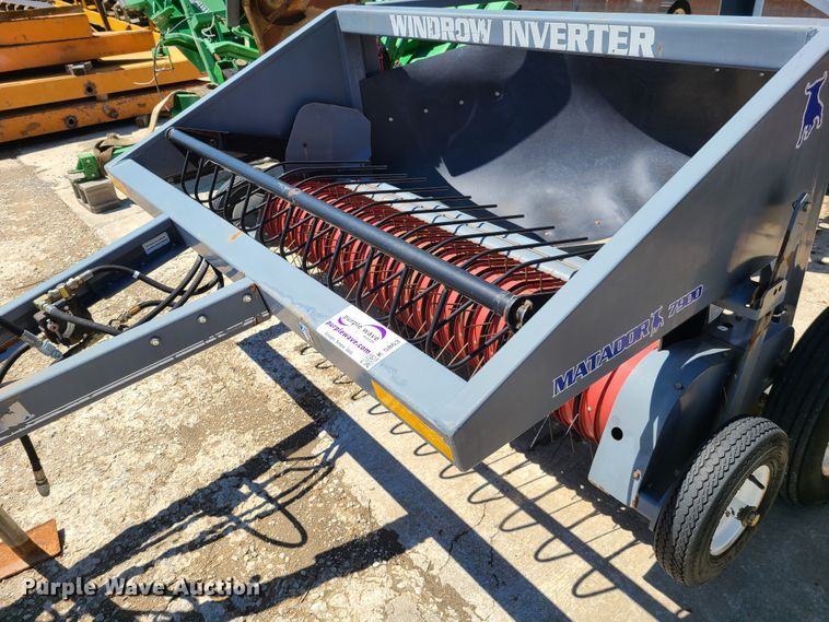 image for item K5863 Matador 7900 windrow inverter