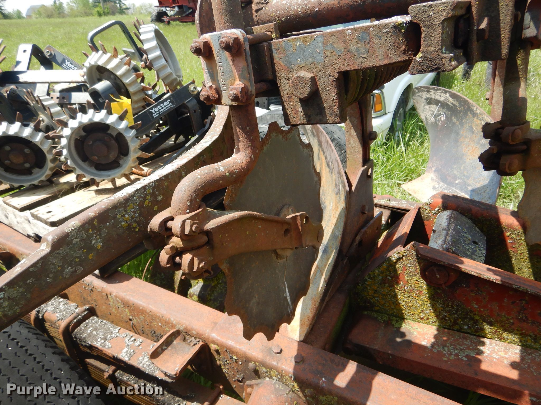 Two bottom plow in Ridgeway, MO Item GO9647 sold Purple Wave