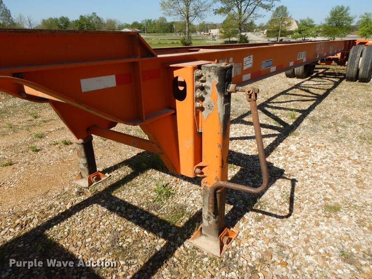 image for item DE5631 2001 Stoughton CCGN-48T flatbed trailer