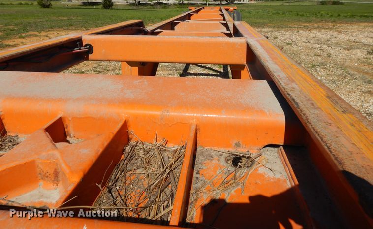 image for item DE5631 2001 Stoughton CCGN-48T flatbed trailer