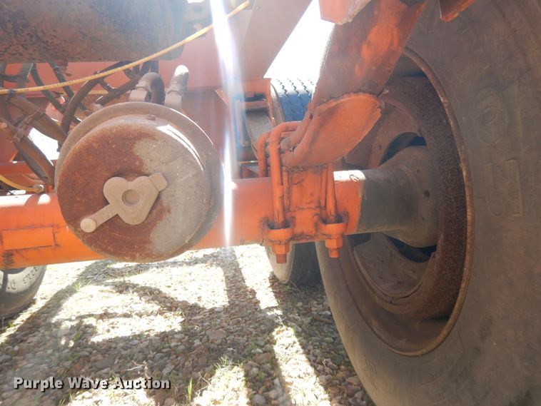 image for item DE5631 2001 Stoughton CCGN-48T flatbed trailer