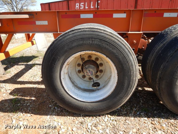 image for item DE5631 2001 Stoughton CCGN-48T flatbed trailer