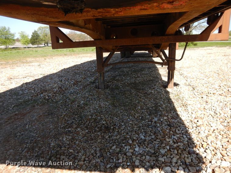 image for item DE5632 2000 Transcraft TL2000W2 scrap trailer