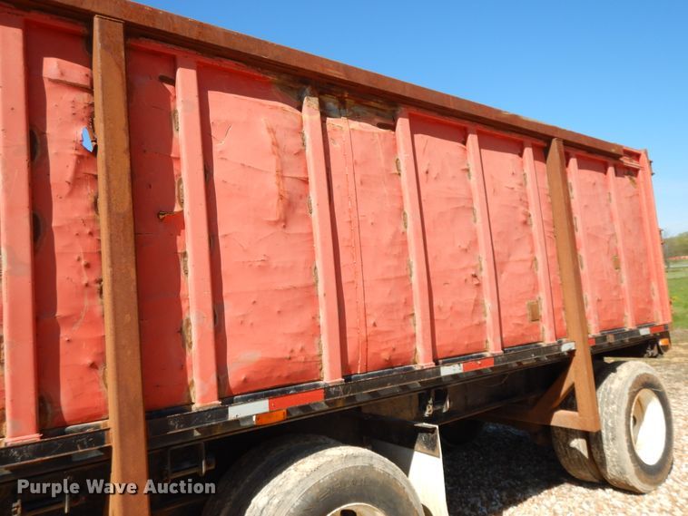 image for item DE5632 2000 Transcraft TL2000W2 scrap trailer