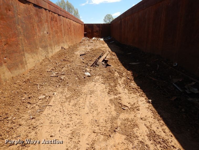 image for item DE5632 2000 Transcraft TL2000W2 scrap trailer