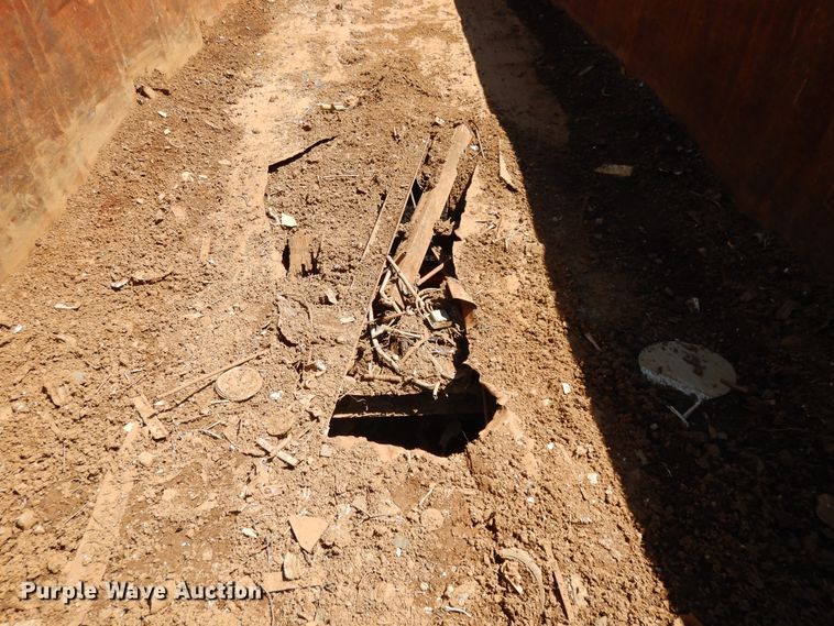 image for item DE5632 2000 Transcraft TL2000W2 scrap trailer