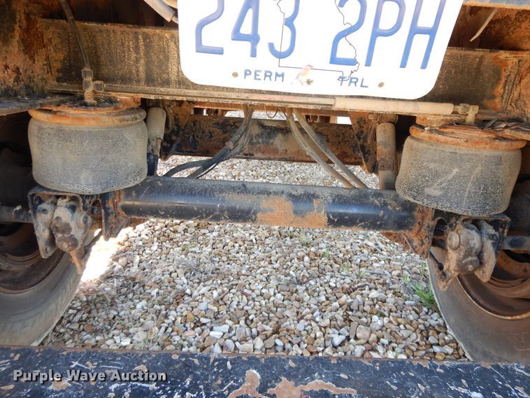 image for item DE5632 2000 Transcraft TL2000W2 scrap trailer