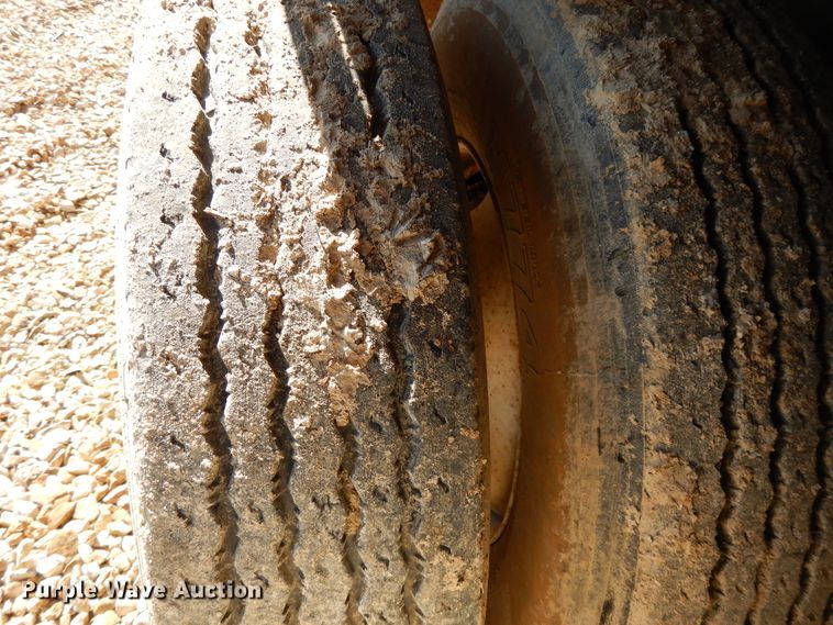 image for item DE5632 2000 Transcraft TL2000W2 scrap trailer