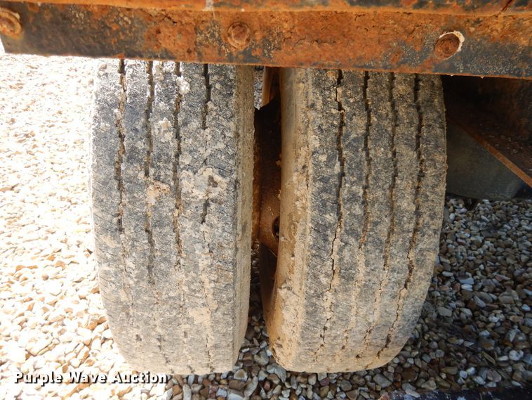 image for item DE5632 2000 Transcraft TL2000W2 scrap trailer