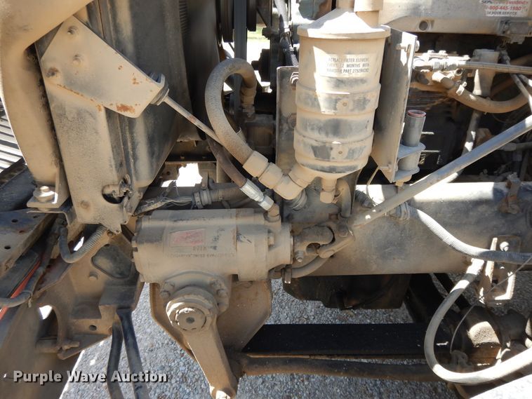 image for item DE5634 1995 International 9200 semi truck