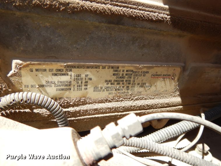 image for item DE5634 1995 International 9200 semi truck