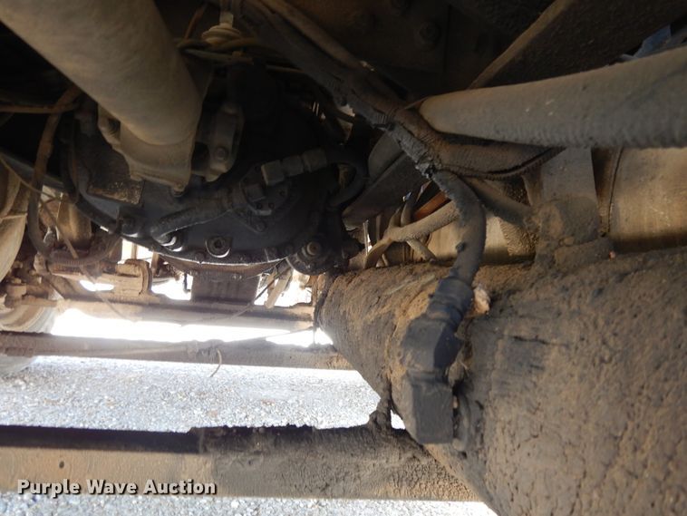 image for item DE5634 1995 International 9200 semi truck